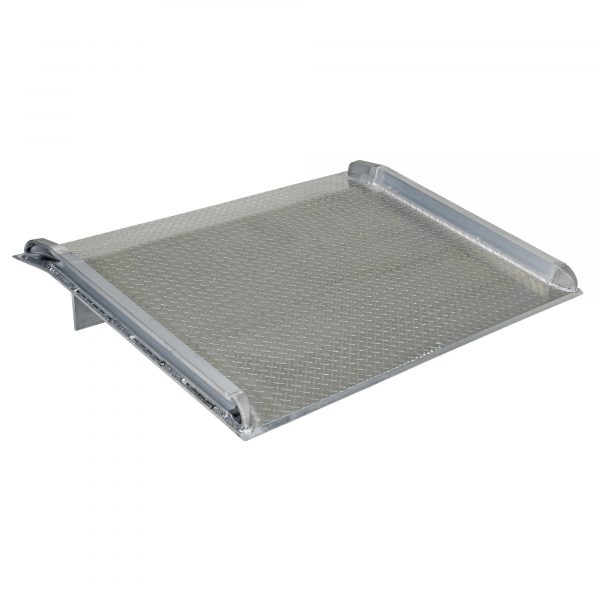 Vestil Aluminum Dockboard Capacity 15000lbs Ramp Length 66in Ramp Width 66in Model BTA-15006666